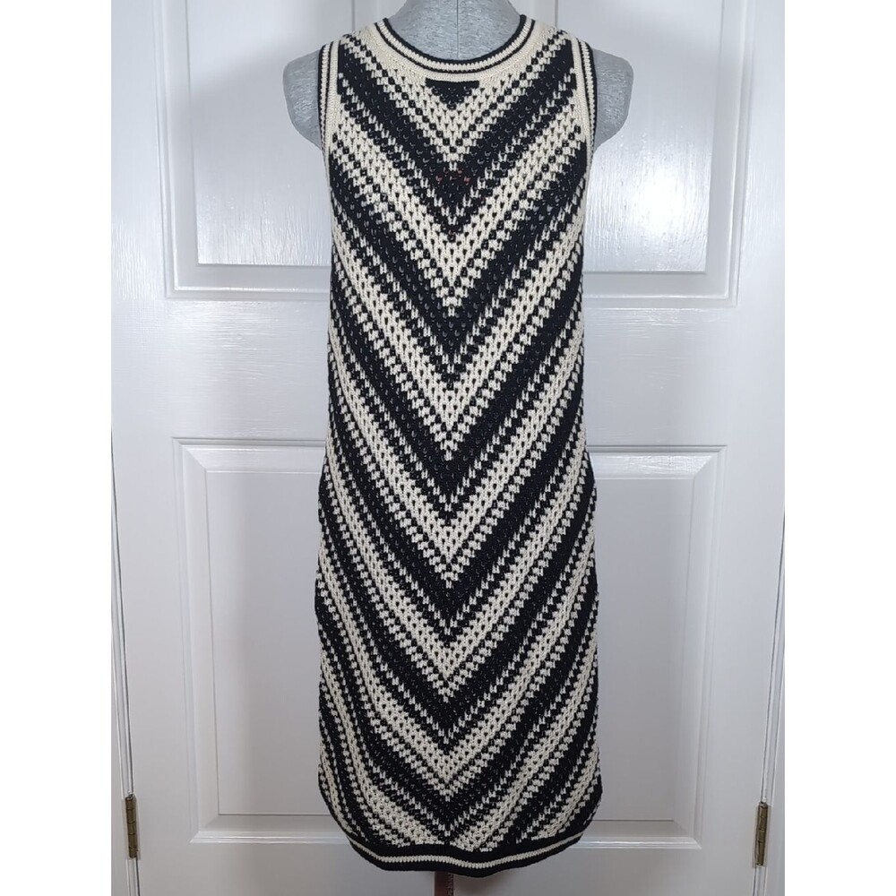 Gap Crochet Midi Sweater Dress Black Ivory Chevron Pattern Sleeveless Knit